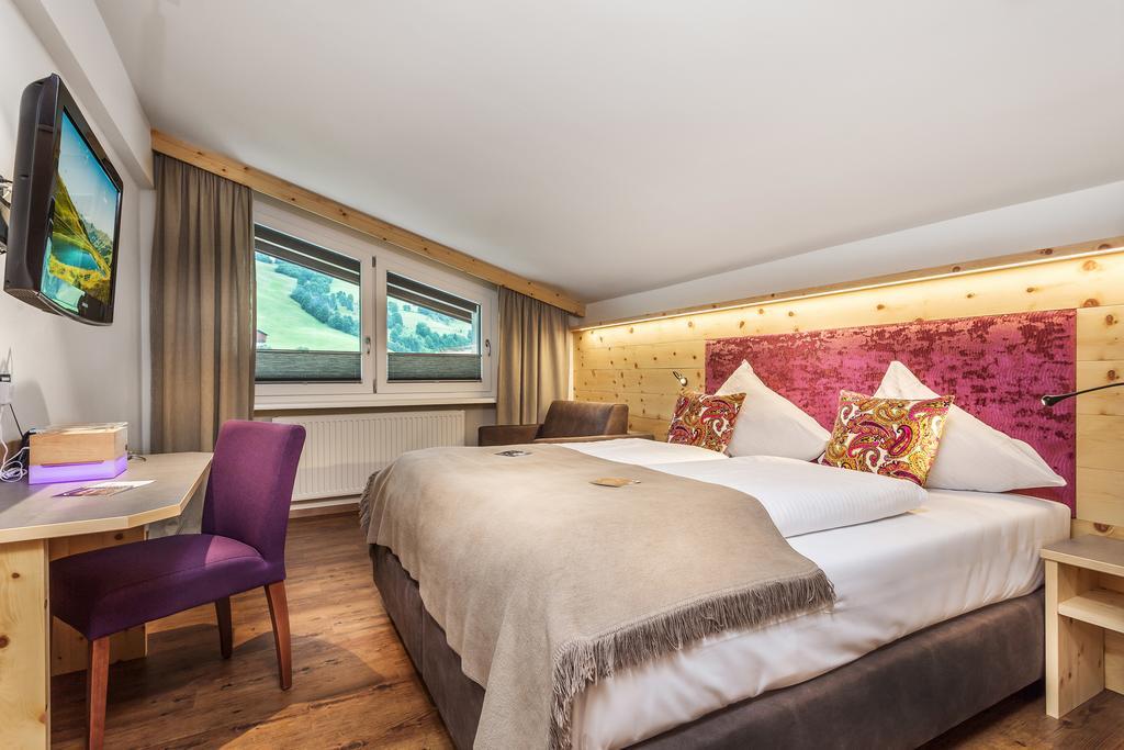 Hotel Talblick Saalbach-Hinterglemm Pokój zdjęcie